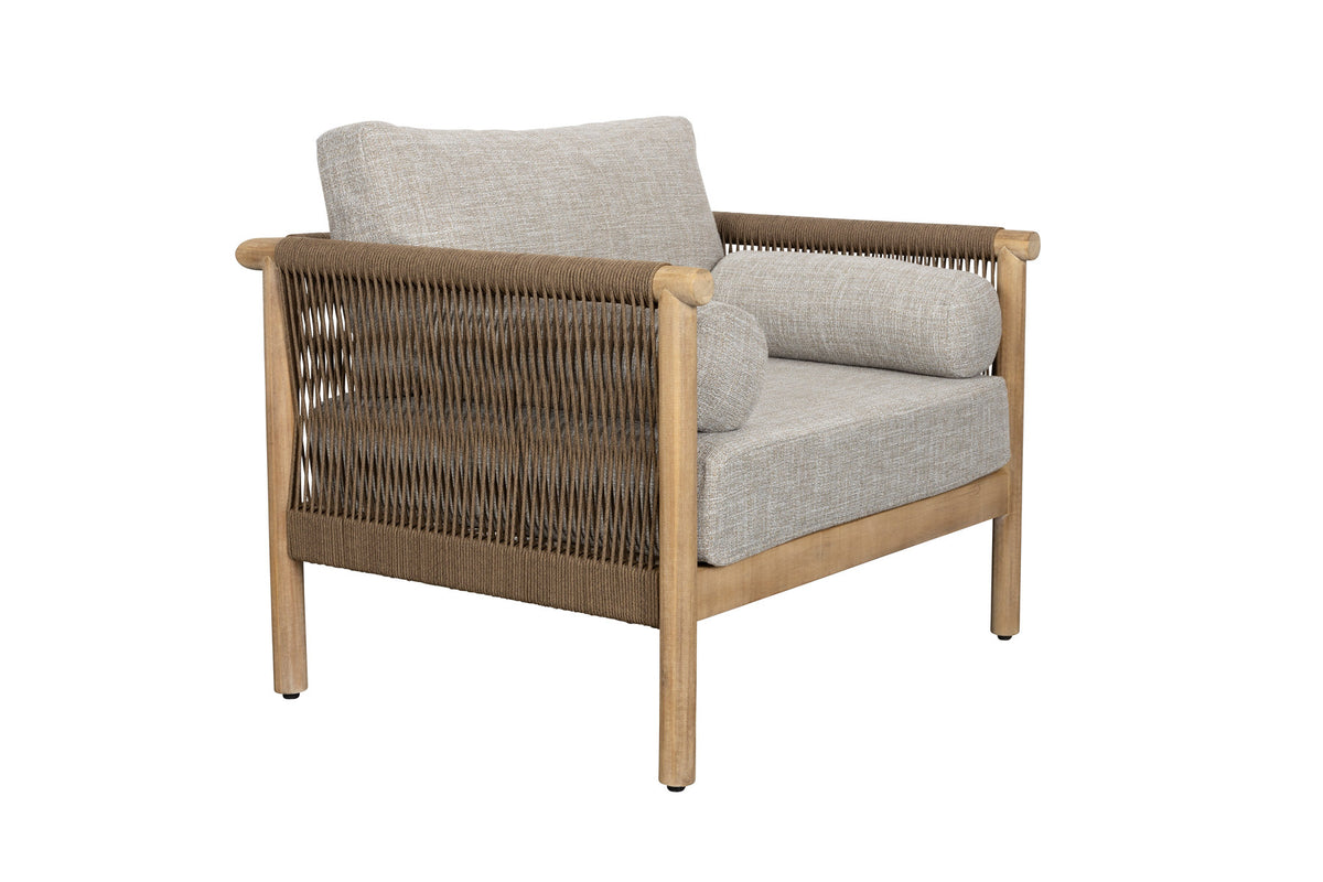 Beiger Outdoor-Sessel Oasis mit Armlehnen, Akazienholzrahmen, Kissen und gespanntem Seil
