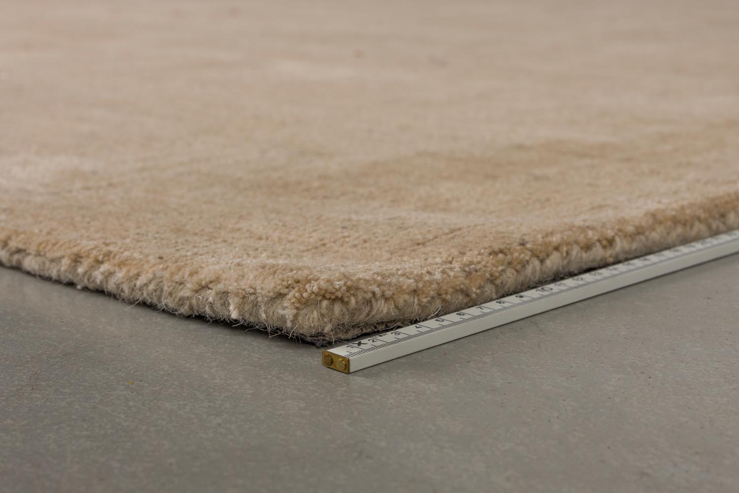 Teppich Maryland 200x300 Beige in Beige präsentiert im Onlineshop von KAQTU Design AG. Teppich ist von Dutchbone
