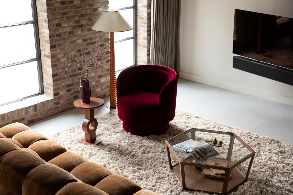 Sessel Dorothy in Rot präsentiert im Onlineshop von KAQTU Design AG. Drehsessel ist von Dutchbone
