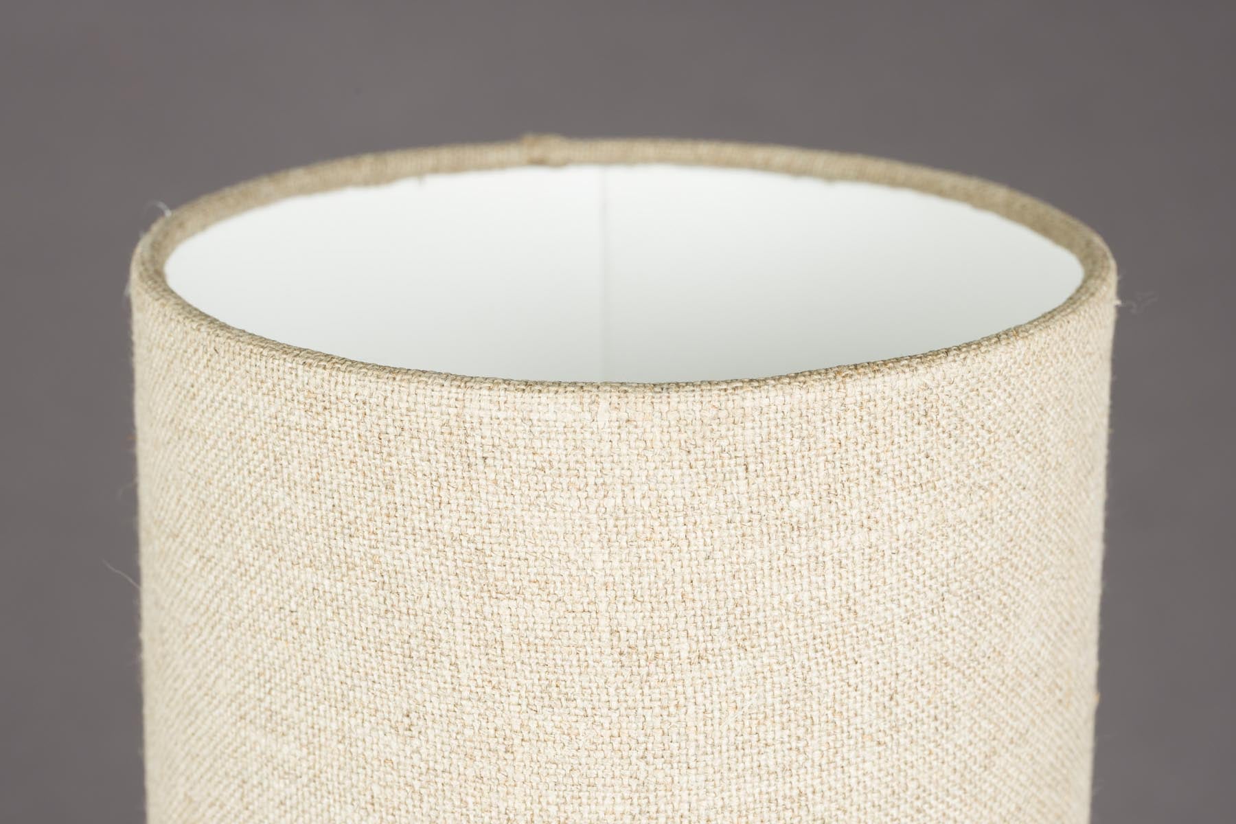 Tischleuchte Earl in Multi-color präsentiert im Onlineshop von KAQTU Design AG. Tischleuchte ist von Dutchbone