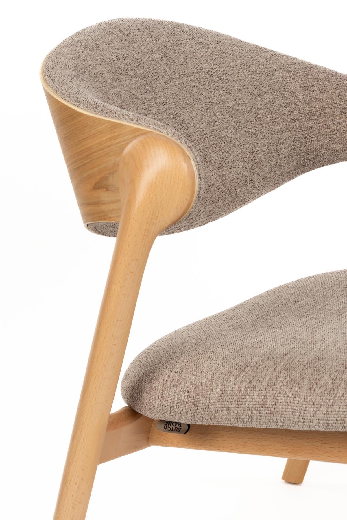 Sessel Babington in Beige präsentiert im Onlineshop von KAQTU Design AG. Sessel ist von Dutchbone