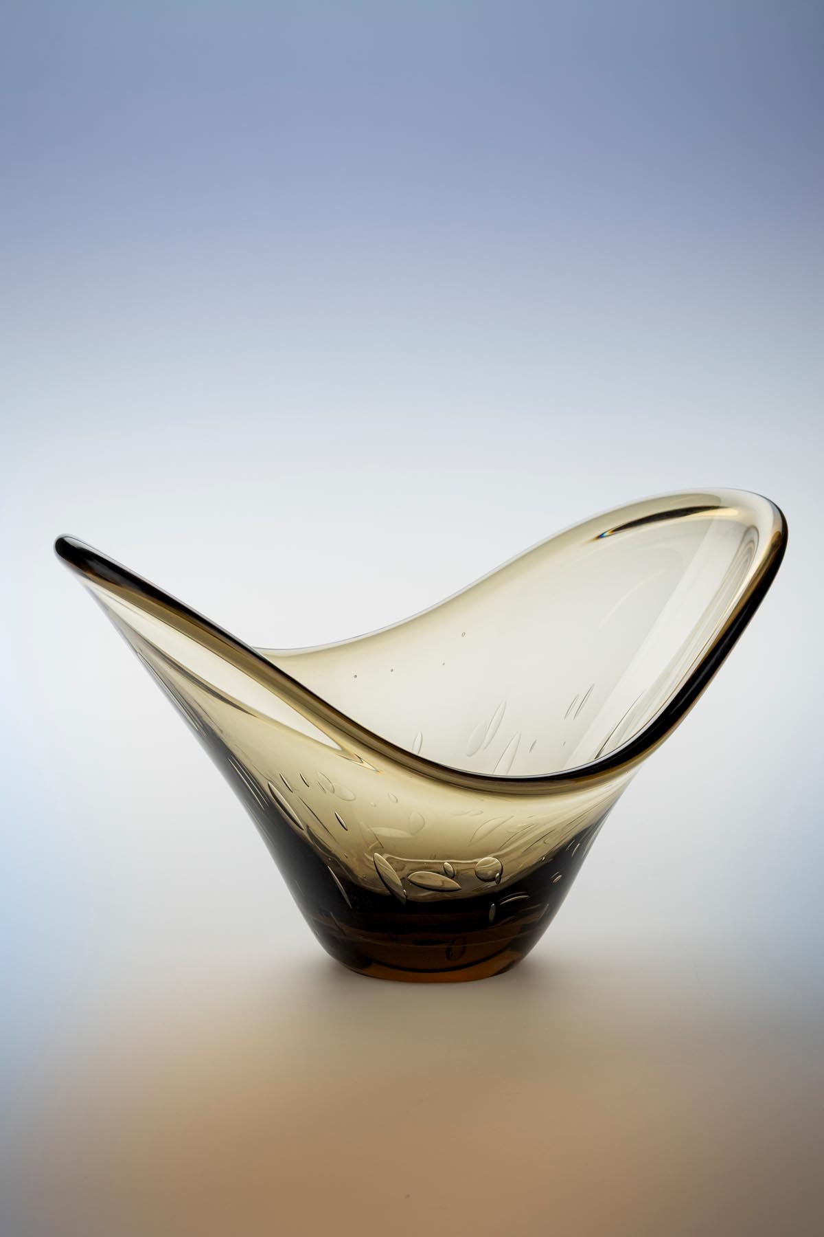 Tray Dale in  präsentiert im Onlineshop von KAQTU Design AG. Schale ist von Dutchbone