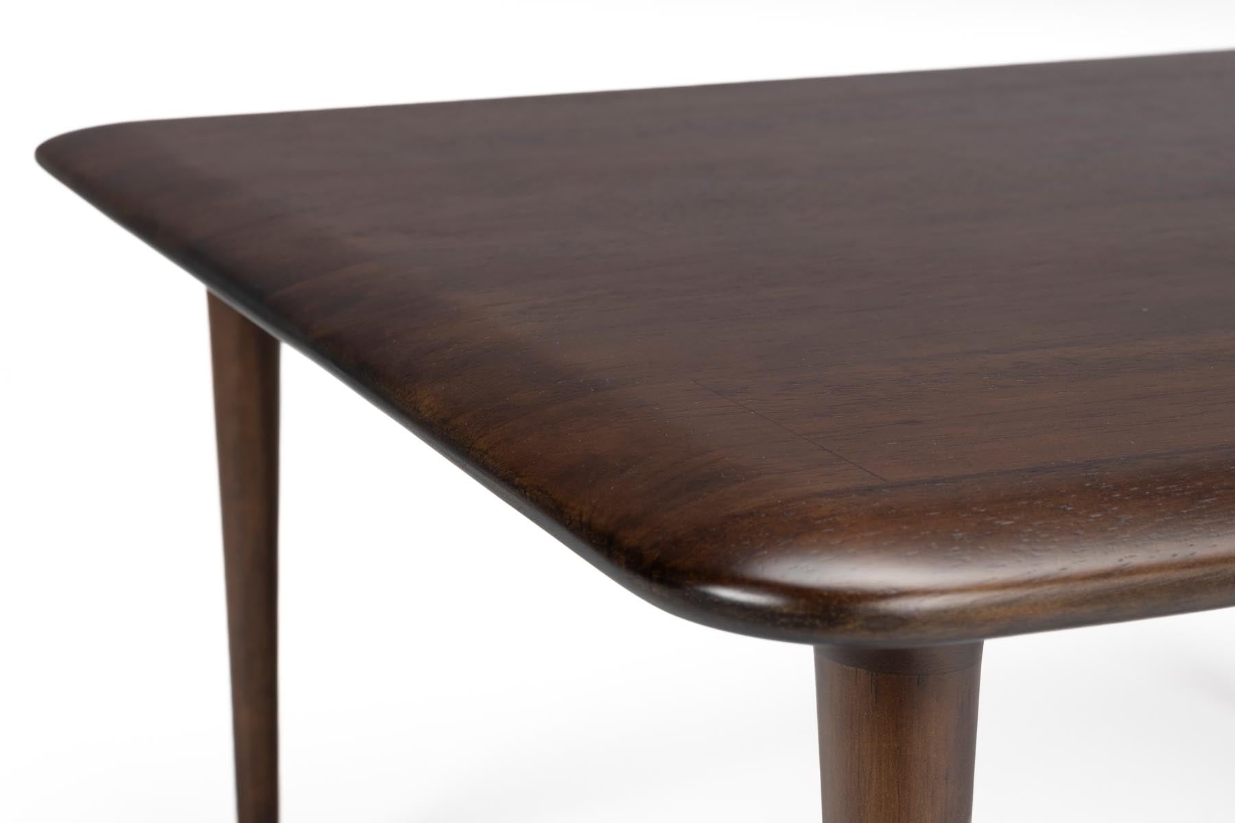 Kaffeetisch Elroy Quadrat in Braun präsentiert im Onlineshop von KAQTU Design AG. Couchtisch ist von Dutchbone