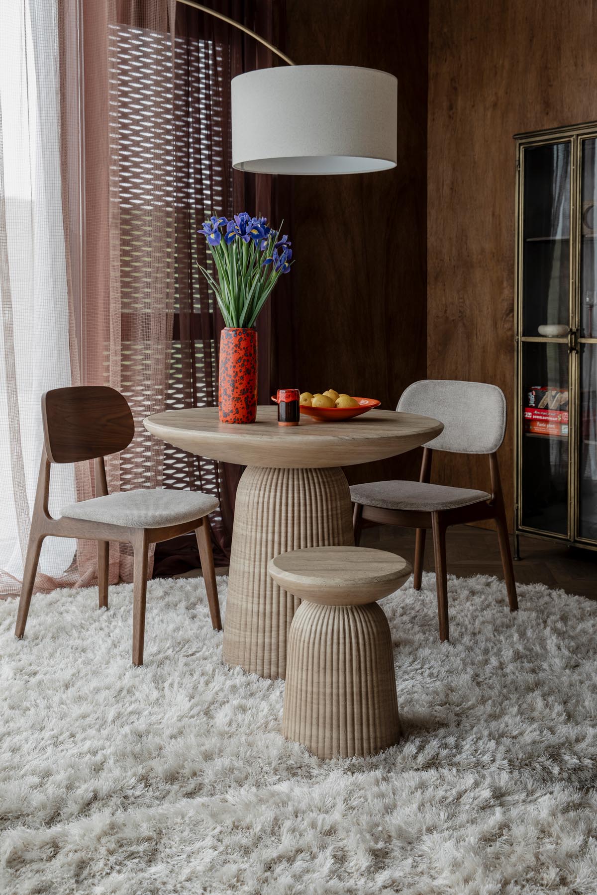 Stuhl Marais in Braun präsentiert im Onlineshop von KAQTU Design AG. Stuhl ist von Dutchbone