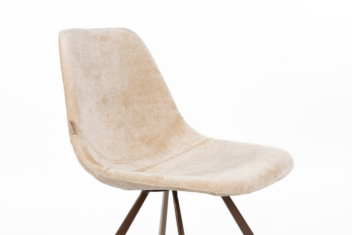 Stuhl Franky in Beige präsentiert im Onlineshop von KAQTU Design AG. Stuhl ist von Dutchbone