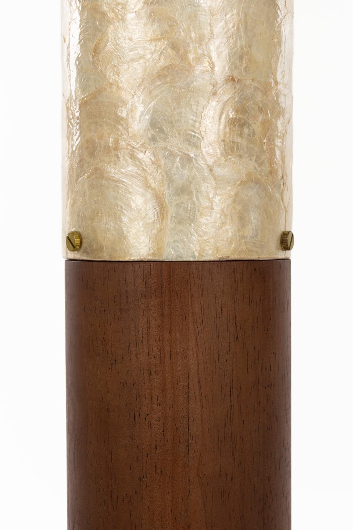 Stehlampe Beam in Beige präsentiert im Onlineshop von KAQTU Design AG. Stehleuchte ist von Dutchbone