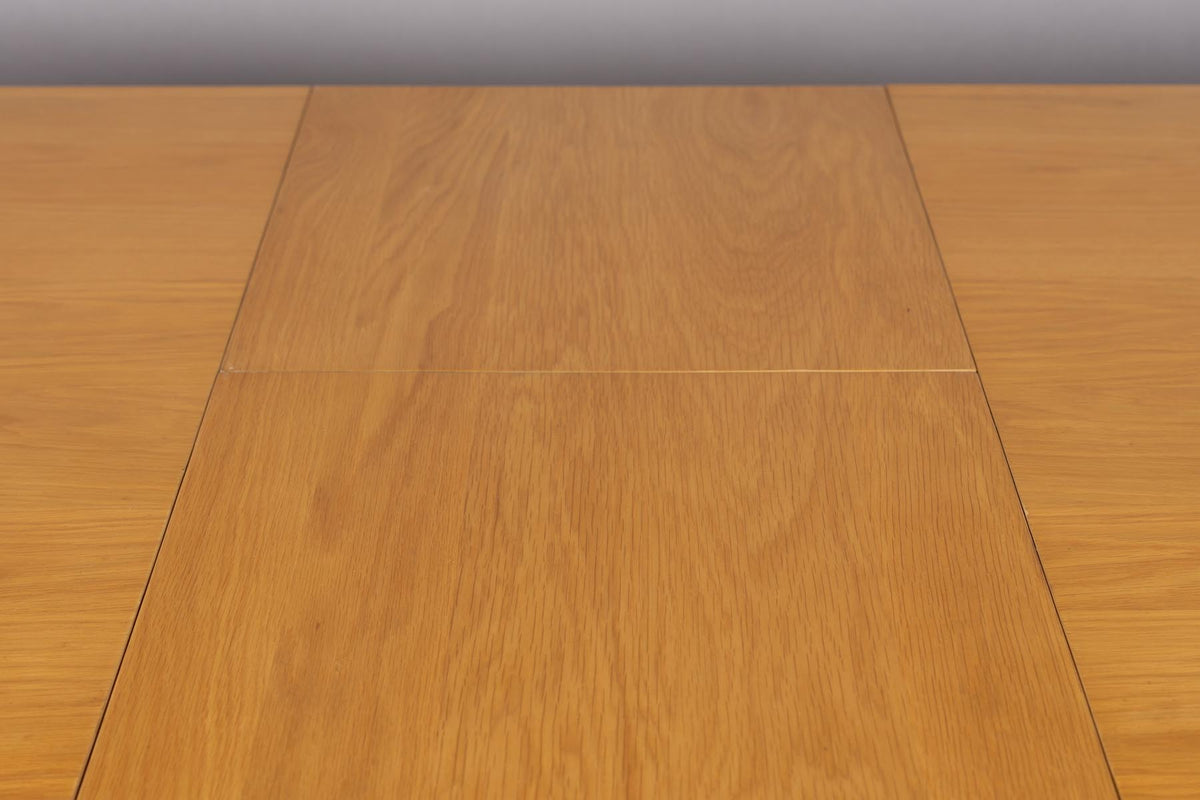 Tisch Barlet in Natur präsentiert im Onlineshop von KAQTU Design AG. Esstisch ist von Dutchbone