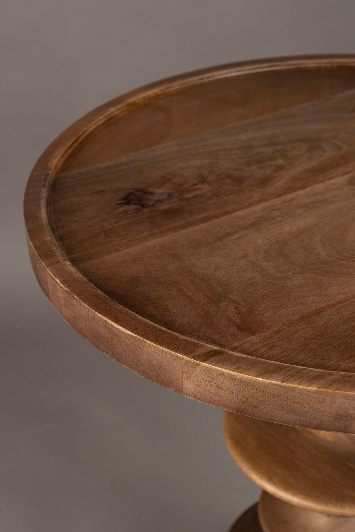 Beistelltisch Cath in Walnuss präsentiert im Onlineshop von KAQTU Design AG. Beistelltisch ist von Dutchbone