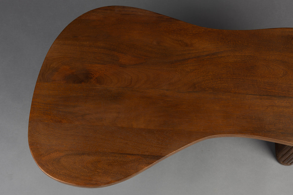 Coffee Table Tilon in Braun präsentiert im Onlineshop von KAQTU Design AG. Couchtisch ist von Dutchbone