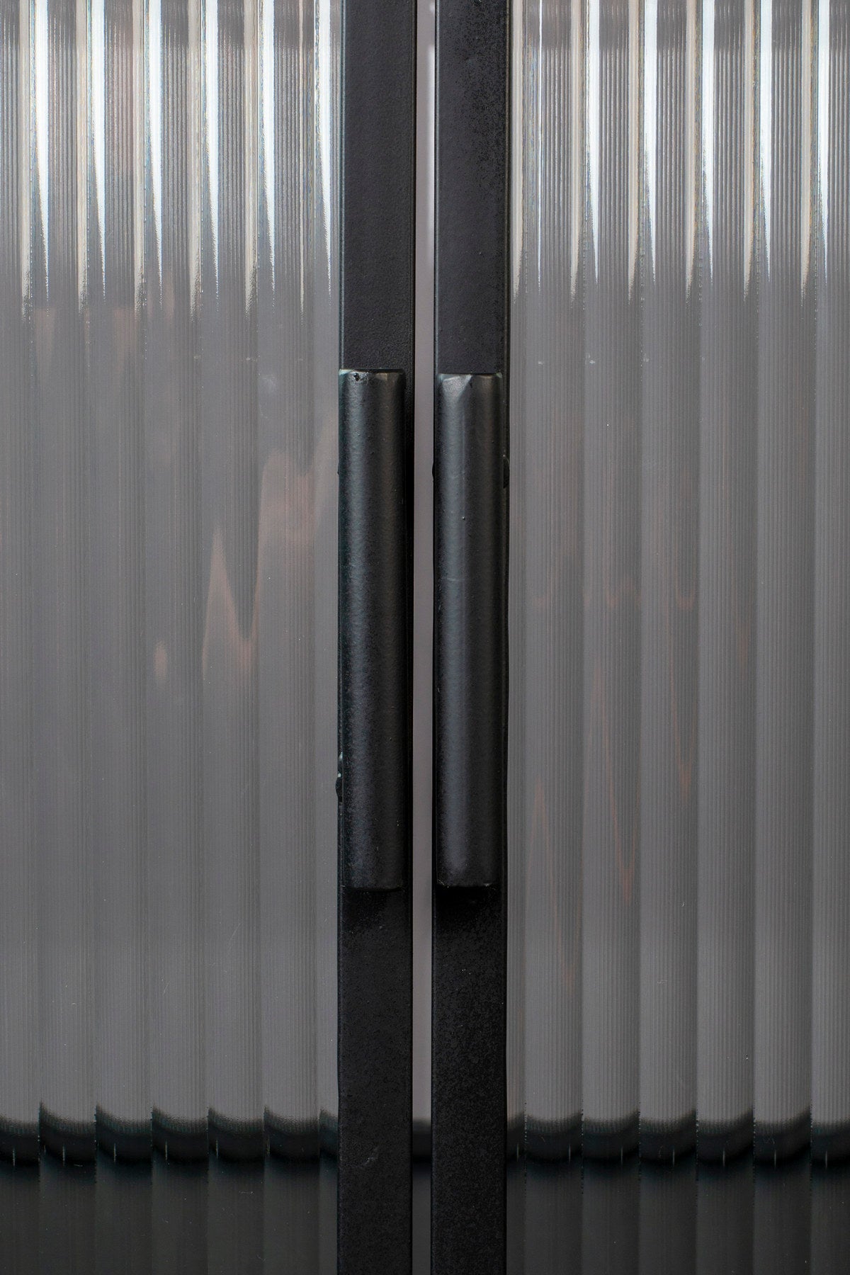 Cabinet Boli S in Schwarz präsentiert im Onlineshop von KAQTU Design AG. Cabinet ist von Dutchbone