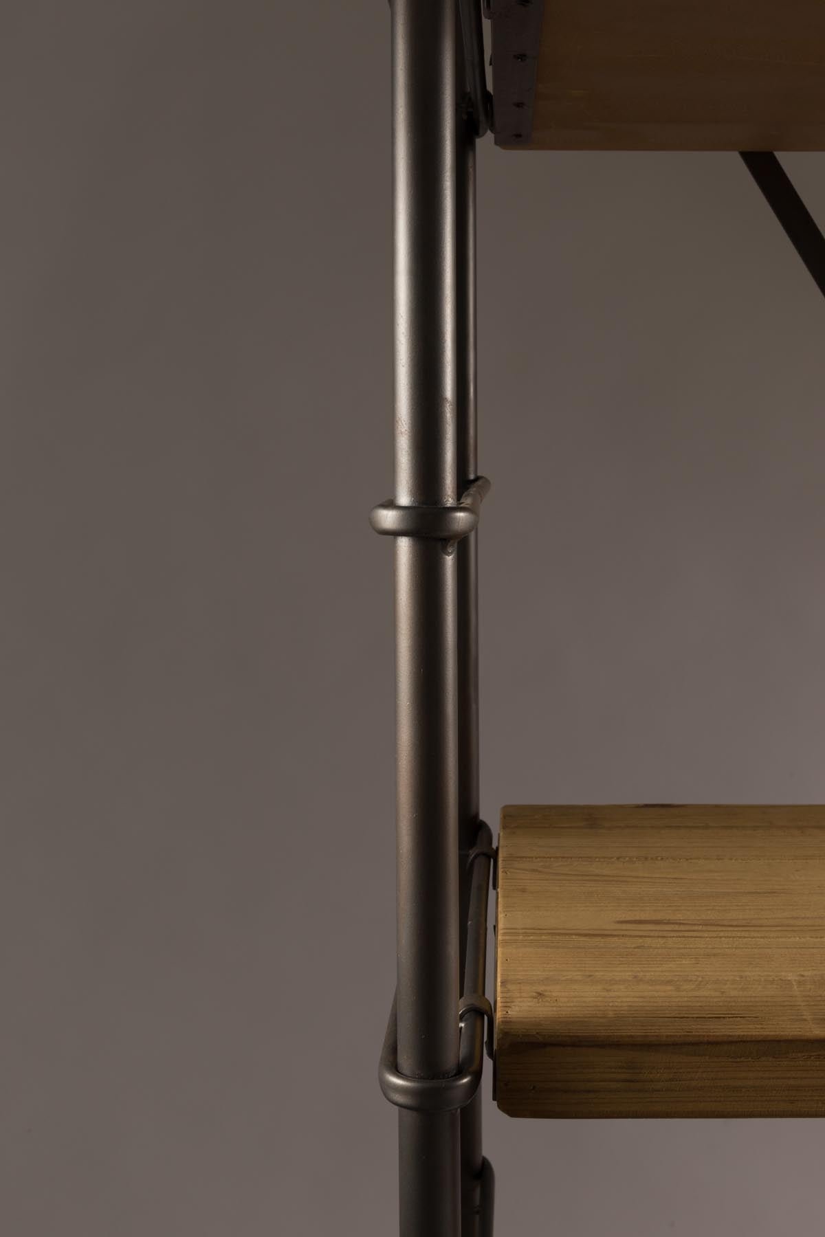 Regal Iron in Braun präsentiert im Onlineshop von KAQTU Design AG. Cabinet ist von Dutchbone