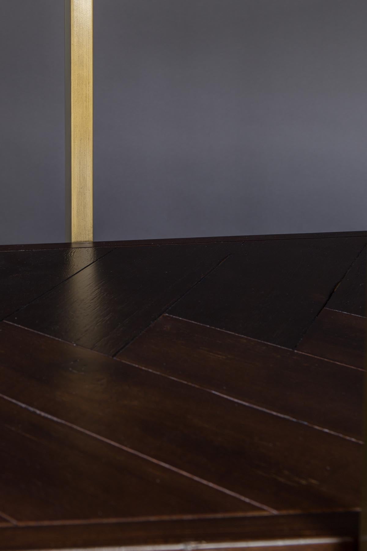 Regal Class in Braun/Messing präsentiert im Onlineshop von KAQTU Design AG. Cabinet ist von Dutchbone