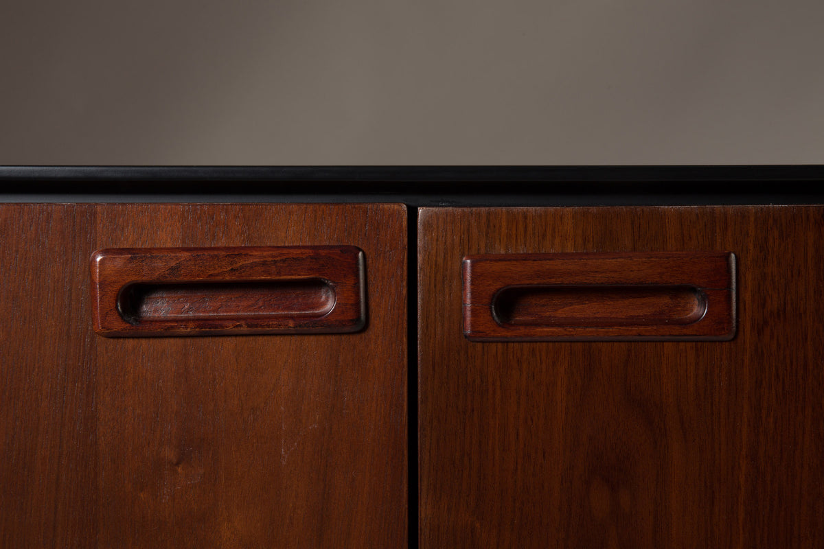 Sideboard Juju High in Mehrfarbig präsentiert im Onlineshop von KAQTU Design AG. Sideboard ist von Dutchbone