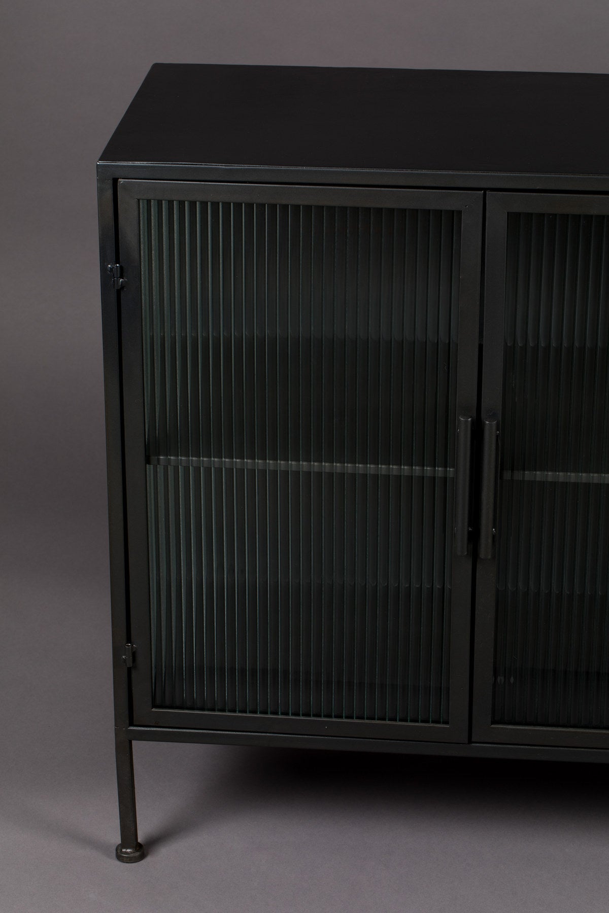 Sideboard Boli in Schwarz präsentiert im Onlineshop von KAQTU Design AG. Sideboard ist von Dutchbone