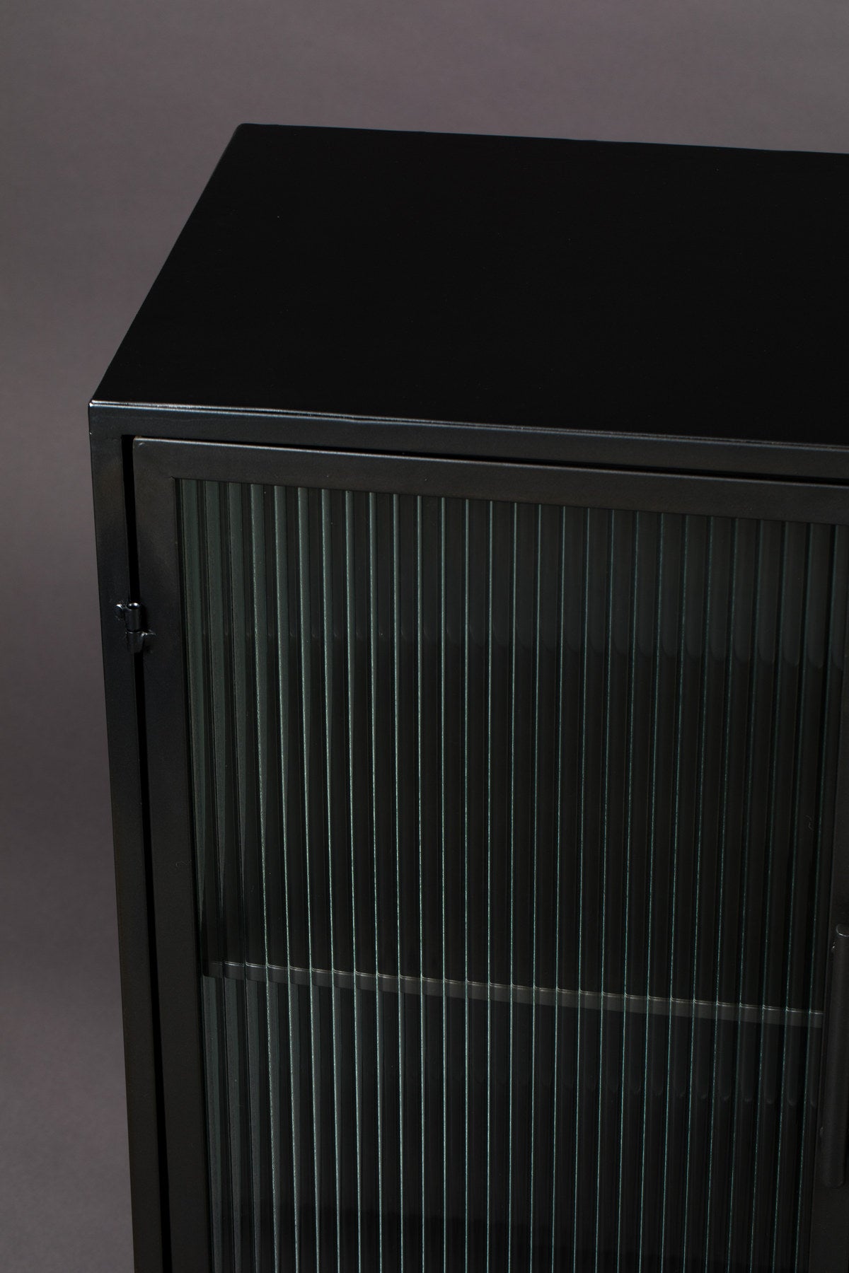 Sideboard Boli in Schwarz präsentiert im Onlineshop von KAQTU Design AG. Sideboard ist von Dutchbone