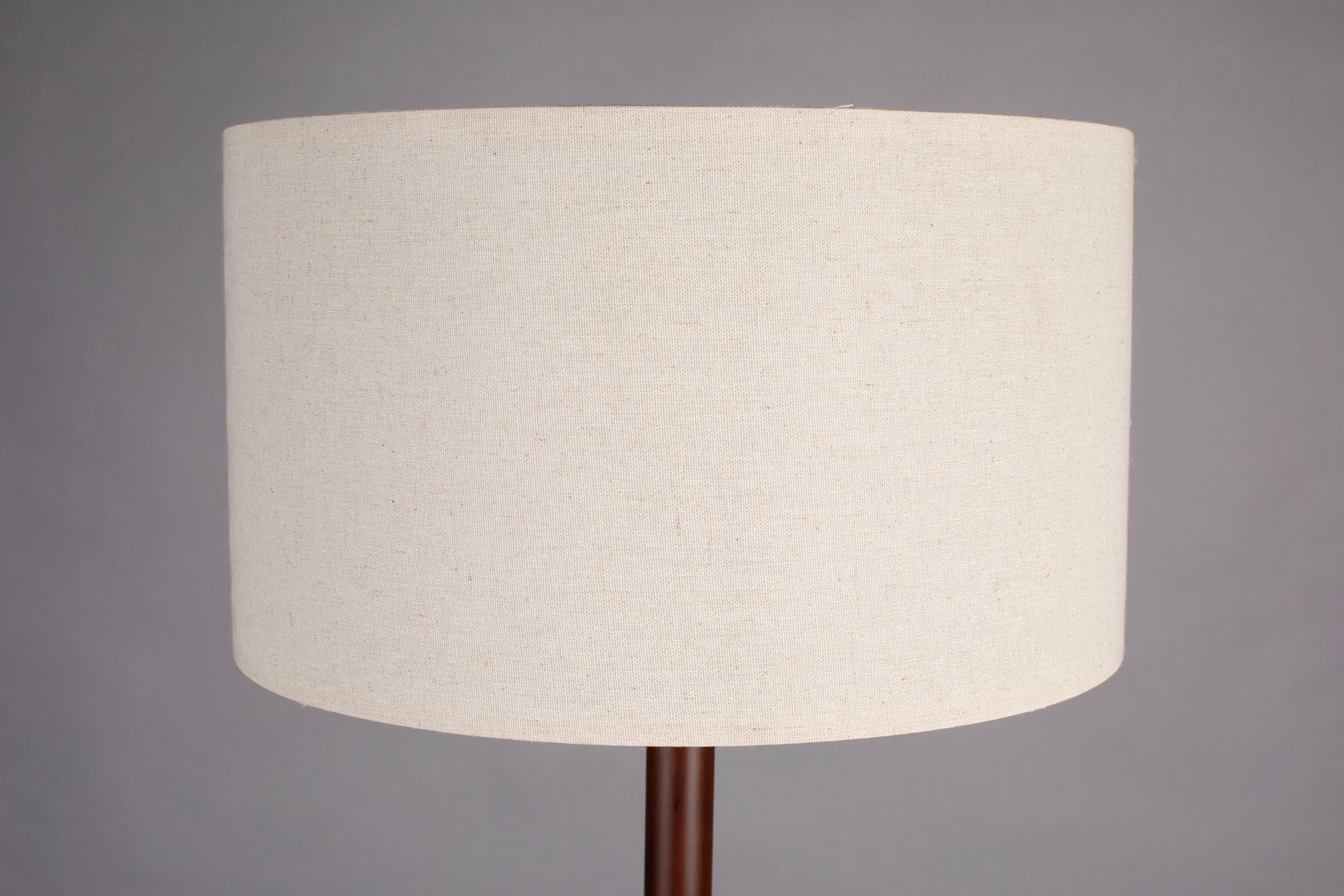 Stehlampe Jackson in Beige präsentiert im Onlineshop von KAQTU Design AG. Stehleuchte ist von Dutchbone
