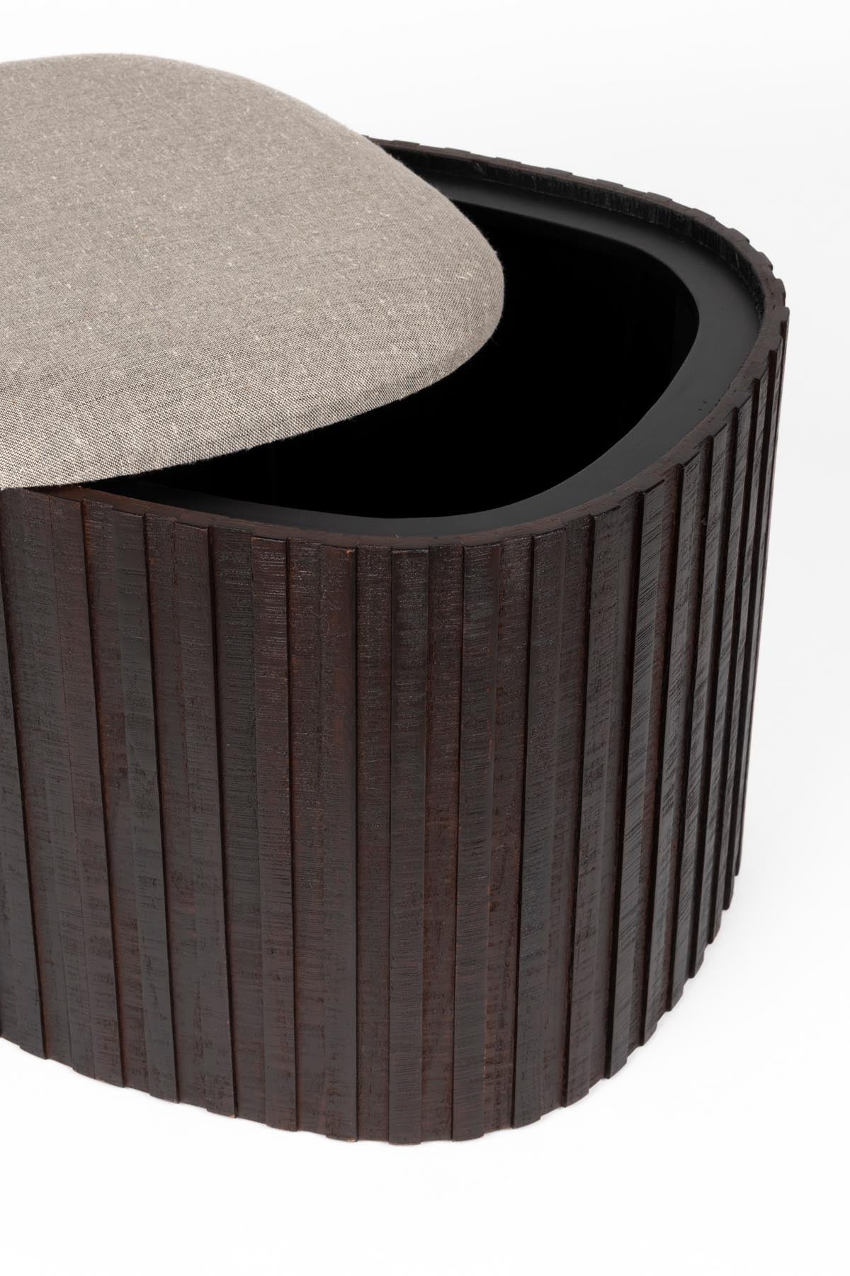 Sitzpouf mit Stauraum Bay Low in Braun präsentiert im Onlineshop von KAQTU Design AG. Pouf ist von Dutchbone