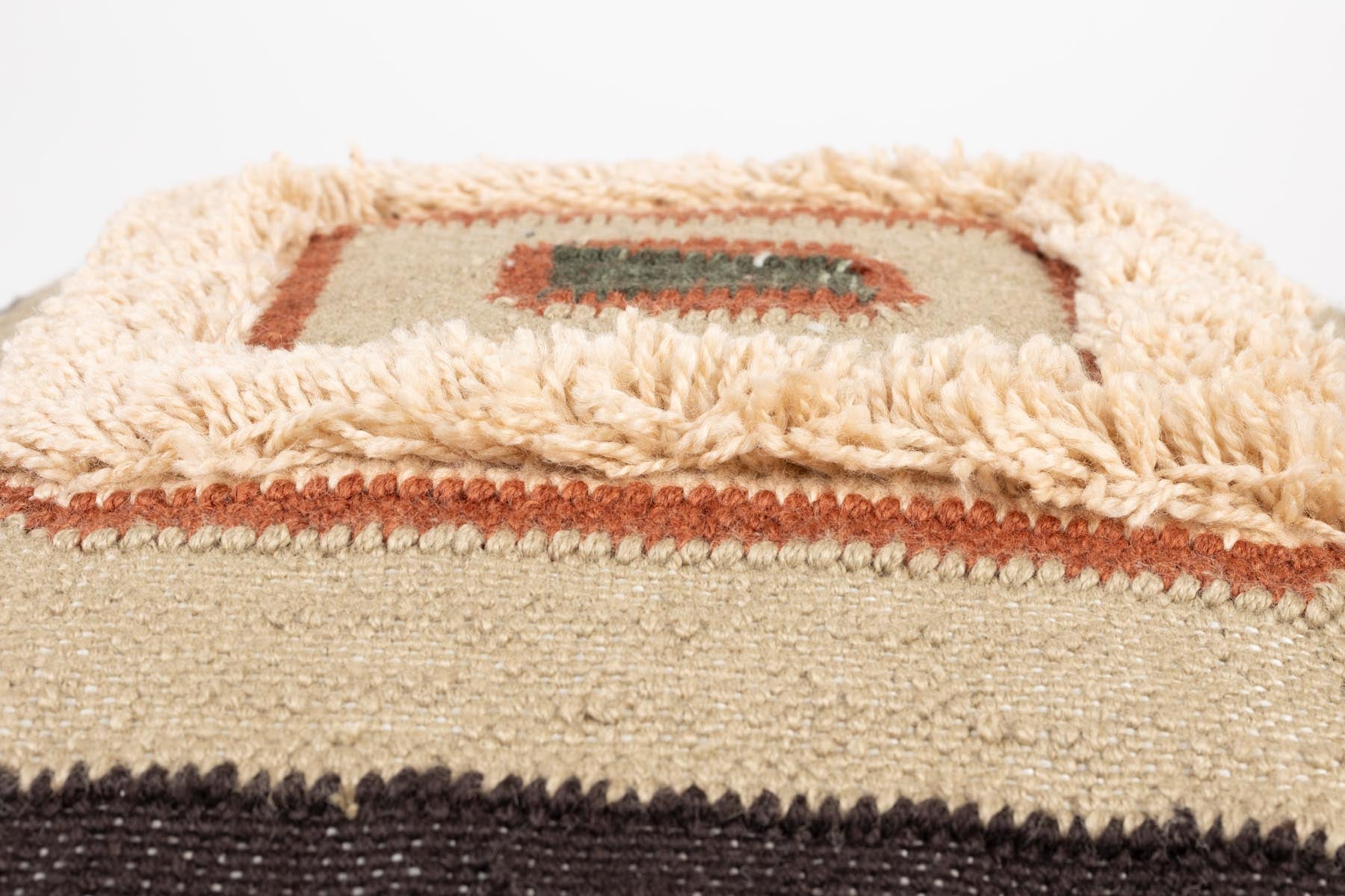 Kissen Haydon Square 45x45 in Beige präsentiert im Onlineshop von KAQTU Design AG. Deko Kissen ist von Dutchbone