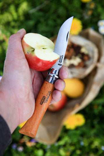 OPINEL Messer Nr. 7 8 cm Karbon-Stahl in Natur, Braun, Stahlgrau, Grau präsentiert im Onlineshop von KAQTU Design AG. Küchenmesser ist von OPINEL