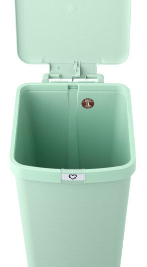 BRABANTIA Treteimer StepUp jade green 40 l in Jade green, Grün präsentiert im Onlineshop von KAQTU Design AG. Treteimer ist von BRABANTIA