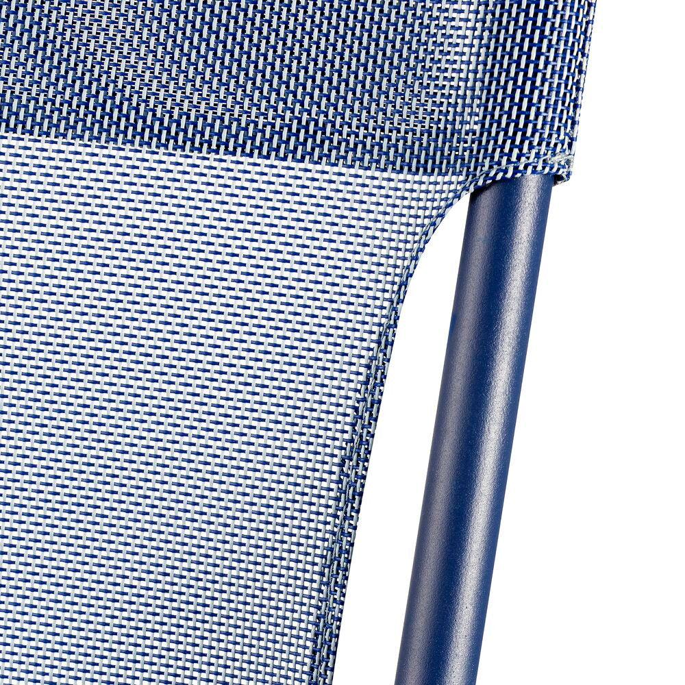 LAFUMA Klappsessel Balcony CB indigo in Indigo, Blau präsentiert im Onlineshop von KAQTU Design AG. Gartenstuhl mit Armlehnen ist von LAFUMA