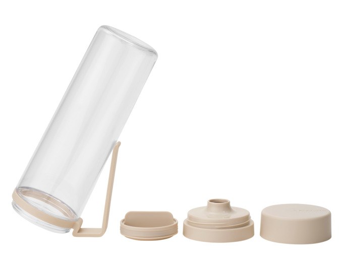 Transparente BRABANTIA Trinkflasche in Soft Beige mit weissem Deckel, integriertem Fruchtsieb und Gürtelclip, Fassungsvermögen 0.5 Liter.