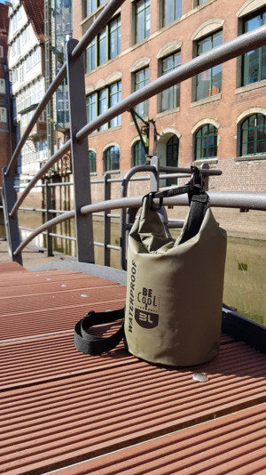 BE COOL Kühltasche Tube Mini olive 3 l in Olive, Grün präsentiert im Onlineshop von KAQTU Design AG. Kühltasche ist von BE COOL