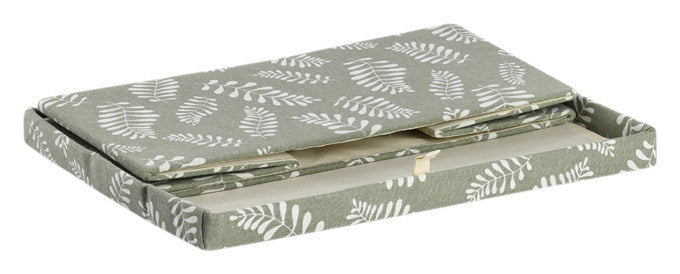 ZELLER Aufbewahrungsbox Leaves 36x26x16.5 cm in Grün, Beige, Braun präsentiert im Onlineshop von KAQTU Design AG. Aufbewahrungsboxen ist von ZELLER PRESENT