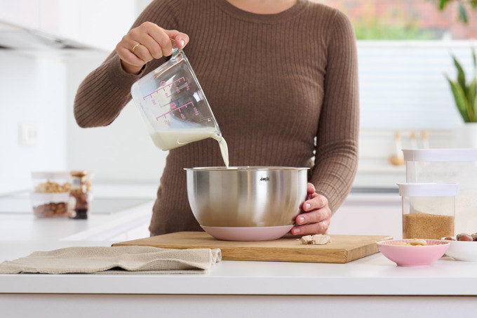 EMSA Messbecher Glas Prep&Bake doppelte Skalierung 0.5 l in Transparent präsentiert im Onlineshop von KAQTU Design AG. Messbecher ist von EMSA