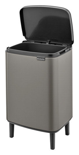 BRABANTIA Abfallbehälter Bo Hi platinum 12 l in Platinum, Grau präsentiert im Onlineshop von KAQTU Design AG. Mülleimer ist von BRABANTIA
