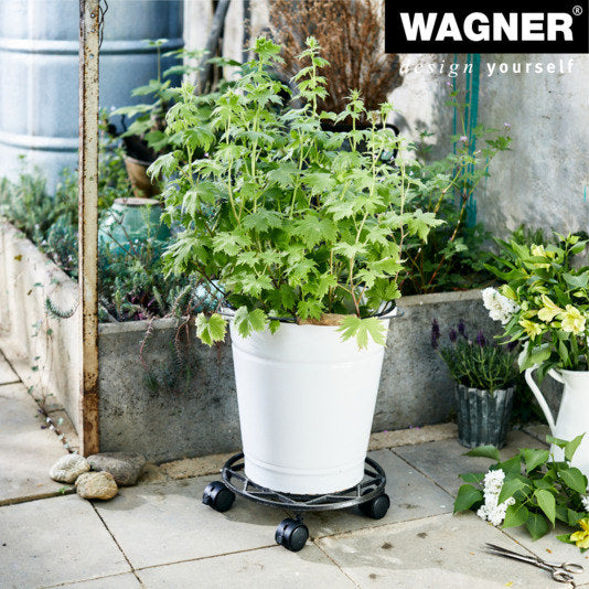 WAGNER Rolluntersetzer ø 285 mm antik design Gusseisen nickel-matt in Matt schwarz präsentiert im Onlineshop von KAQTU Design AG. Pflanzenroller ist von WAGNER