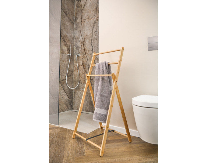 ZELLER Handtuchständer Bambus 50x42x95 cm in Natur, Braun präsentiert im Onlineshop von KAQTU Design AG. Handtuchhalter ist von ZELLER PRESENT