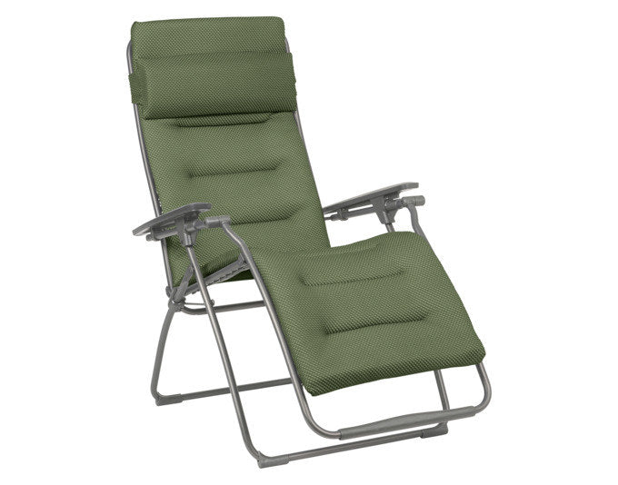 LAFUMA Relaxsessel Futura BeComfort® olive Gestell titane in Olive, Grün, Titane, Grau präsentiert im Onlineshop von KAQTU Design AG. Liegestuhl ist von LAFUMA