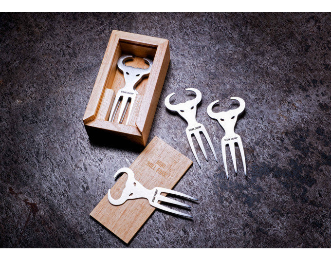 STEAK CHAMP Mini Bull-Fork 10er-Set in Chromstahl, Silber präsentiert im Onlineshop von KAQTU Design AG. Grillzubehör ist von STEAK CHAMP