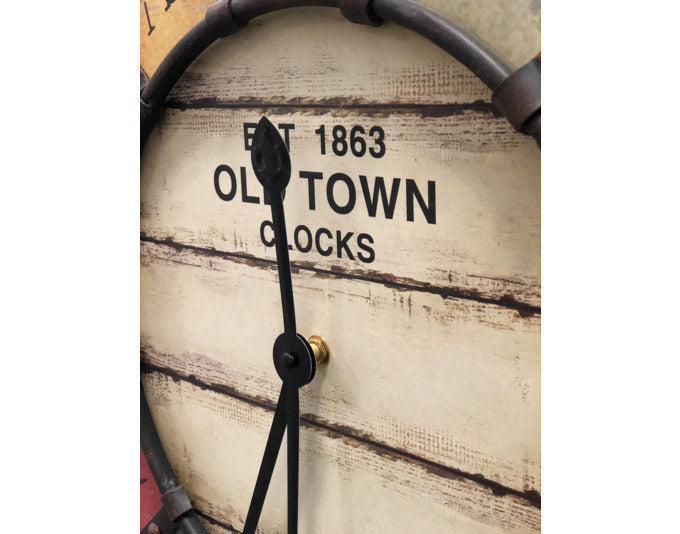 TFA Wanduhr Vintage Old Town XXL ø 57x5 cm in Bunt präsentiert im Onlineshop von KAQTU Design AG. Wanduhr ist von TFA
