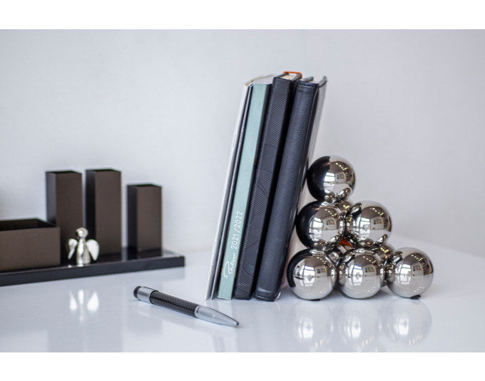 PHILIPPI Buchstütze Bubbles in Chrom, Silber präsentiert im Onlineshop von KAQTU Design AG. Bürozubehör ist von PHILIPPI