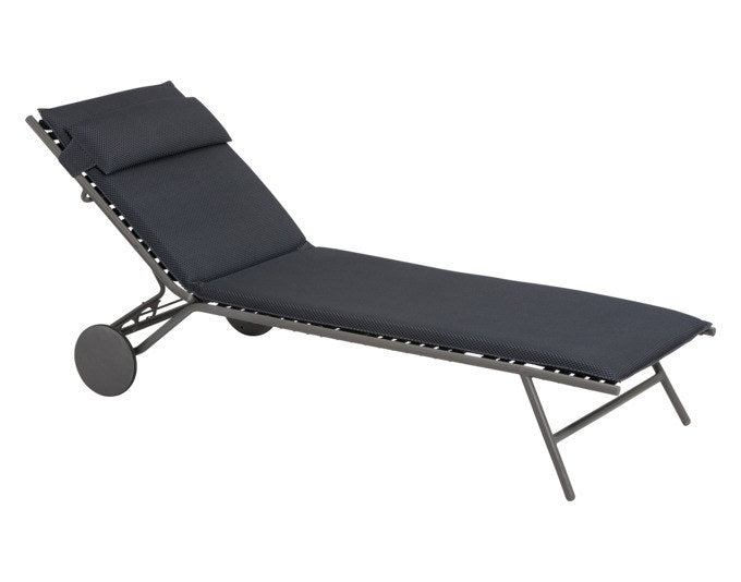 LAFUMA Liege Miami II Becomfort dark grey in Dark grey, Grau präsentiert im Onlineshop von KAQTU Design AG. Liegestuhl ist von LAFUMA