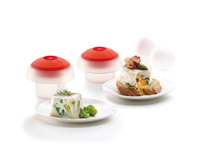 LÉKUÉ Eierkocher Ovo für Mikrowelle 2er Set transparent in Transparent, Rot präsentiert im Onlineshop von KAQTU Design AG. Eierkocher ist von LEKUE