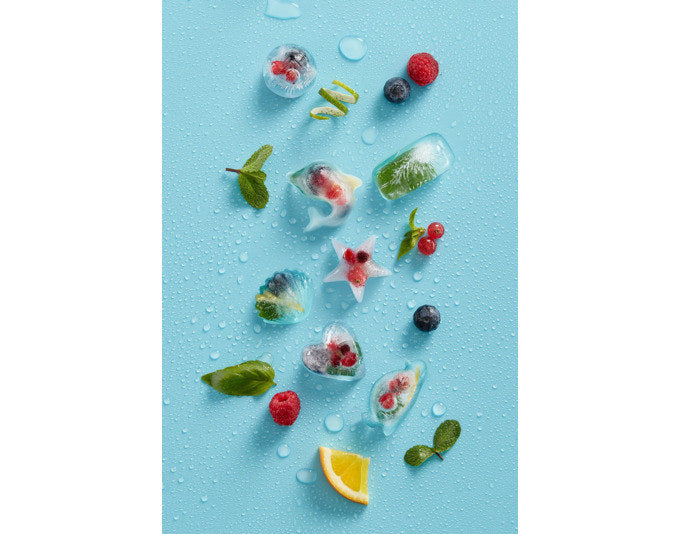 LÉKUÉ Eiswürfelform rechteckig mit Deckel 23x12 cm türkis in Türkis, Blau präsentiert im Onlineshop von KAQTU Design AG. Eiswürfelformen ist von LEKUE