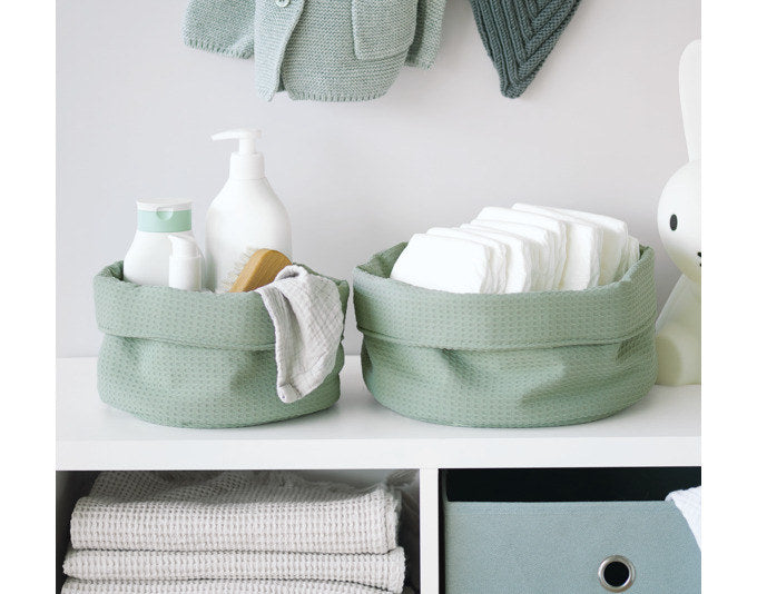 ZELLER Aufbewahrungskorb Waffelpiqué mint ø 20x12 cm in Mint, Grün präsentiert im Onlineshop von KAQTU Design AG. Aufbewährungskörbe ist von ZELLER PRESENT