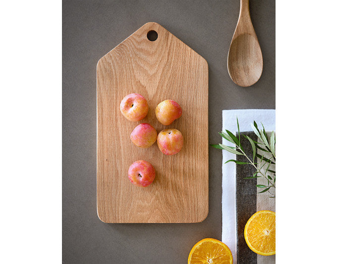 ZELLER Schneidbrett Eiche 36x20x1.5 cm in Holzoptik, Braun präsentiert im Onlineshop von KAQTU Design AG. Schneidbrett ist von ZELLER PRESENT
