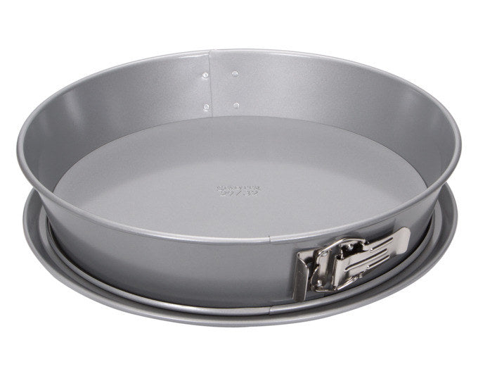 STÄDTER Springblech ø 29/32 cm schräg We love Baking in  präsentiert im Onlineshop von KAQTU Design AG. Springformen ist von STÄDTER