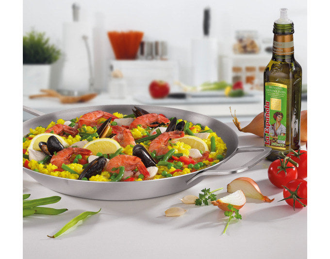 SPRING Paella-Pfanne Marbella ø 34x4.6 cm in Silber präsentiert im Onlineshop von KAQTU Design AG. Bratpfanne ist von SPRING