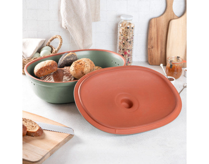 RÖMERTOPF Brottopf Maxi oval 6.5 l 40x28x20 cm grün in Grün präsentiert im Onlineshop von KAQTU Design AG. Brotkorb ist von RÖMERTOPF