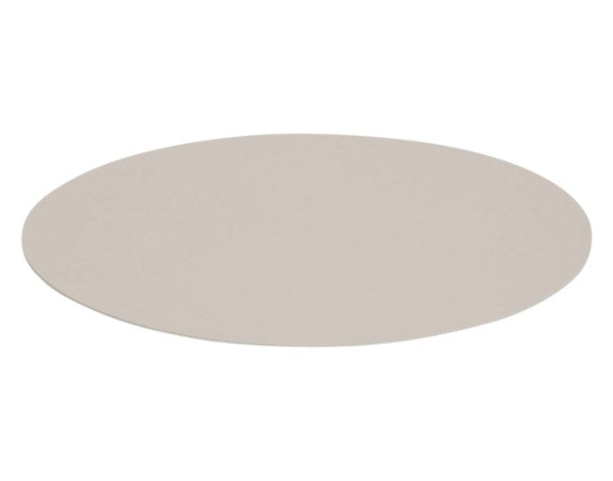 Rundes Tischset aus beigem Kunstleder mit brauner Musterung, Durchmesser 38 cm, glatte Oberfläche als Tischunterlage für Esstische.