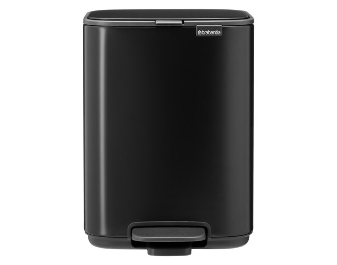 BRABANTIA Treteimer Bo matt black 4 l in  präsentiert im Onlineshop von KAQTU Design AG. Mülleimer ist von BRABANTIA