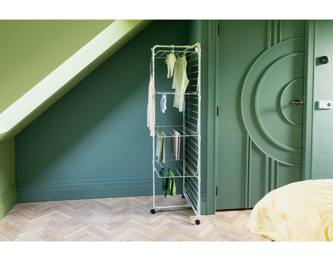 BRABANTIA Wäschetrockner HangOn Turm 30 m white in White, Weiss präsentiert im Onlineshop von KAQTU Design AG. Wäscheständer ist von BRABANTIA
