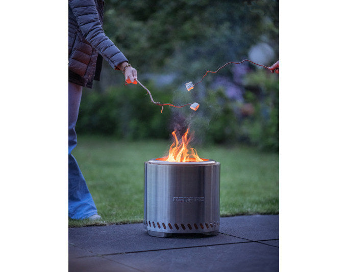 REDFIRE Feuerstelle Volcano Large Edelstahl in Edelstahl, Silber präsentiert im Onlineshop von KAQTU Design AG. Feuerschale ist von REDFIRE
