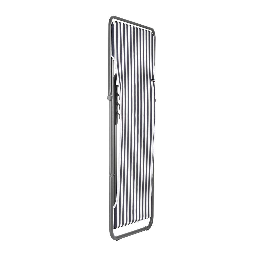 LAFUMA Sessel Maxi Transat Rayure terre in Braun, Weiss präsentiert im Onlineshop von KAQTU Design AG. Liegestuhl ist von LAFUMA