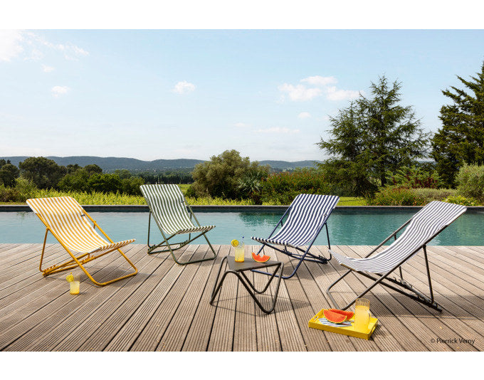 LAFUMA Sessel Maxi Transat Rayure terre in Braun, Weiss präsentiert im Onlineshop von KAQTU Design AG. Liegestuhl ist von LAFUMA